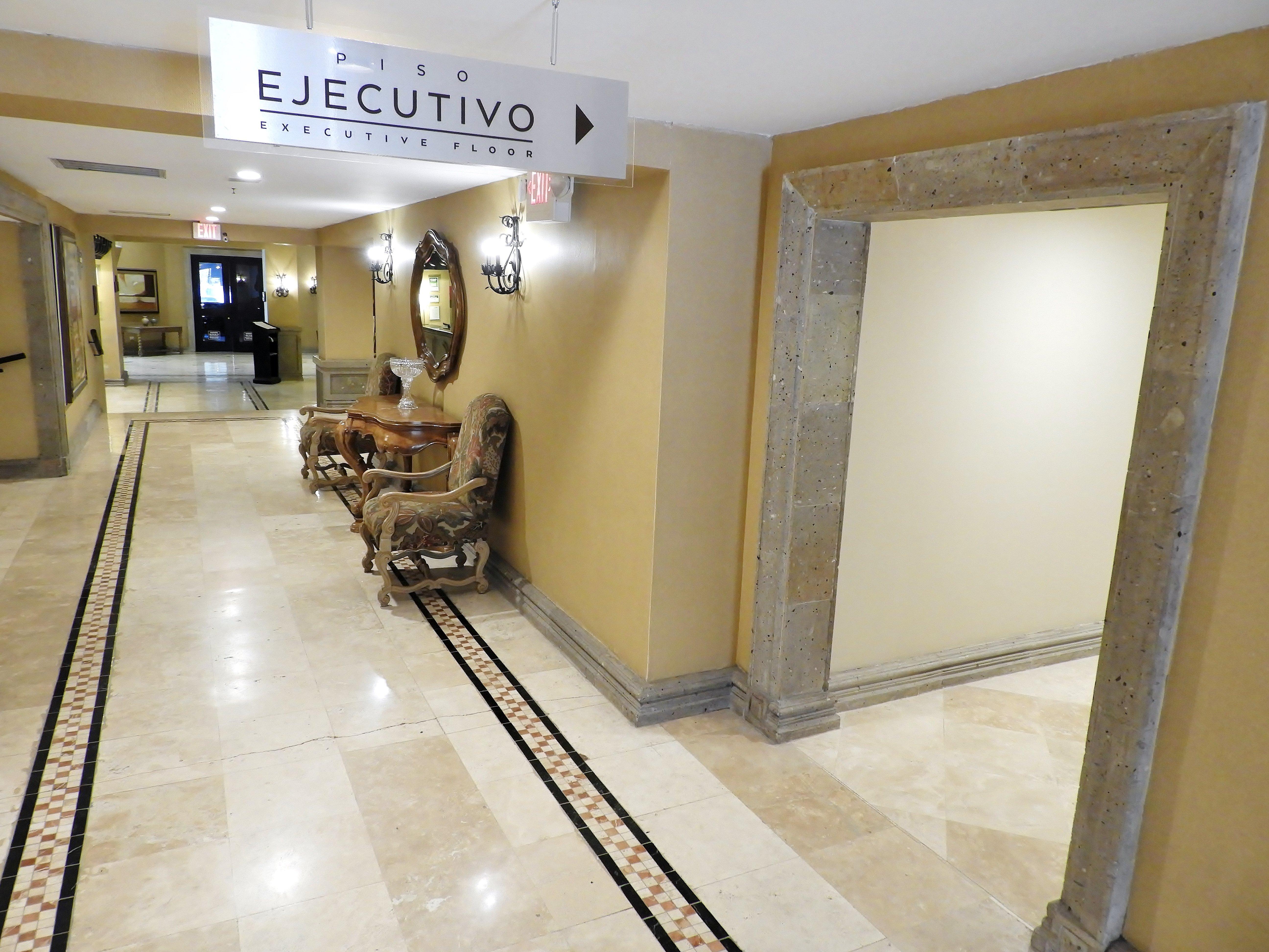 Holiday Inn Reynosa Zona Dorada Экстерьер фото