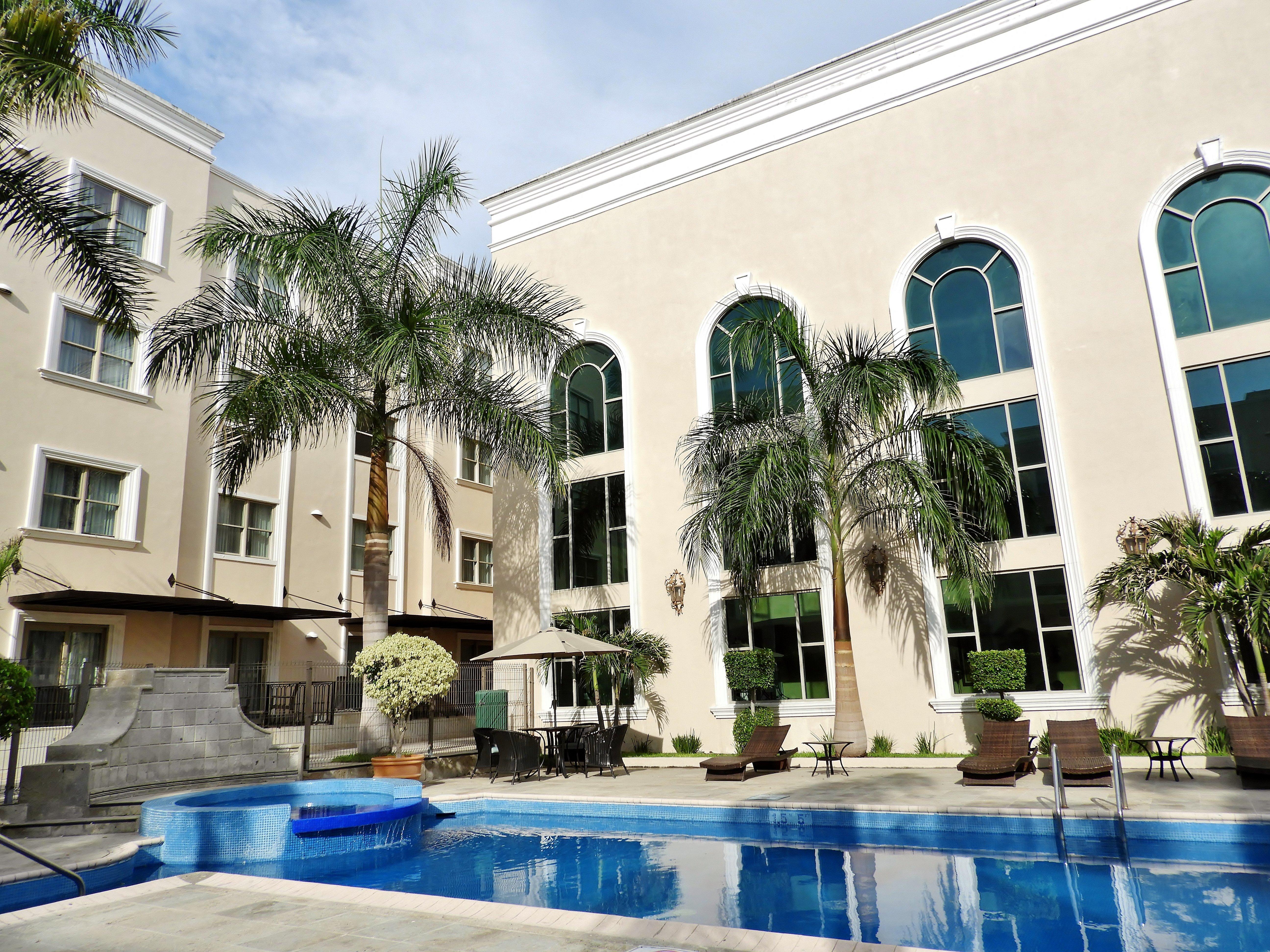 Holiday Inn Reynosa Zona Dorada Экстерьер фото
