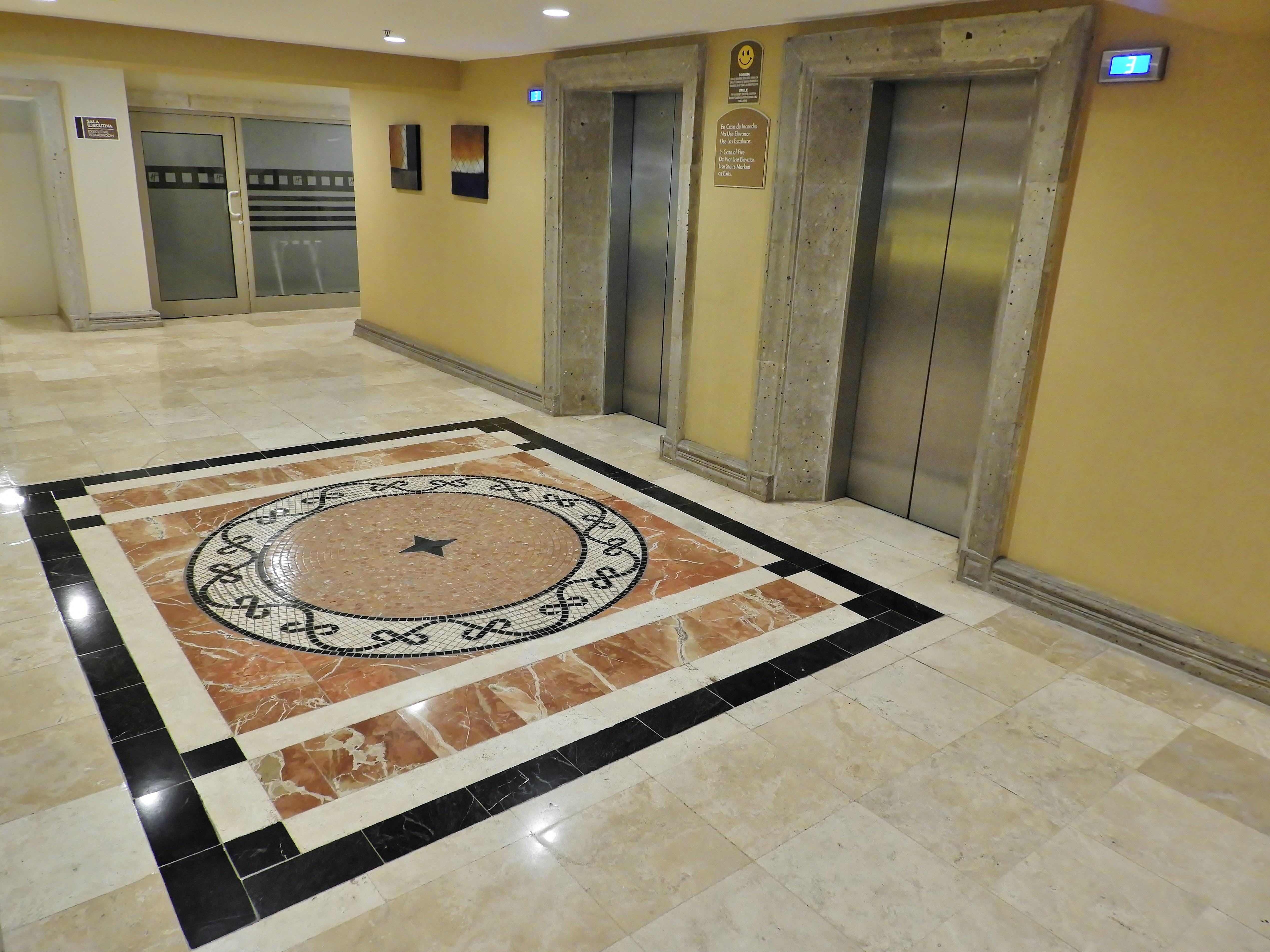 Holiday Inn Reynosa Zona Dorada Экстерьер фото